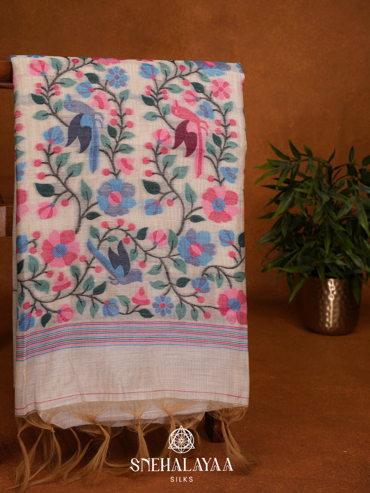 Cream Floral Printed Munga Cotton Saree