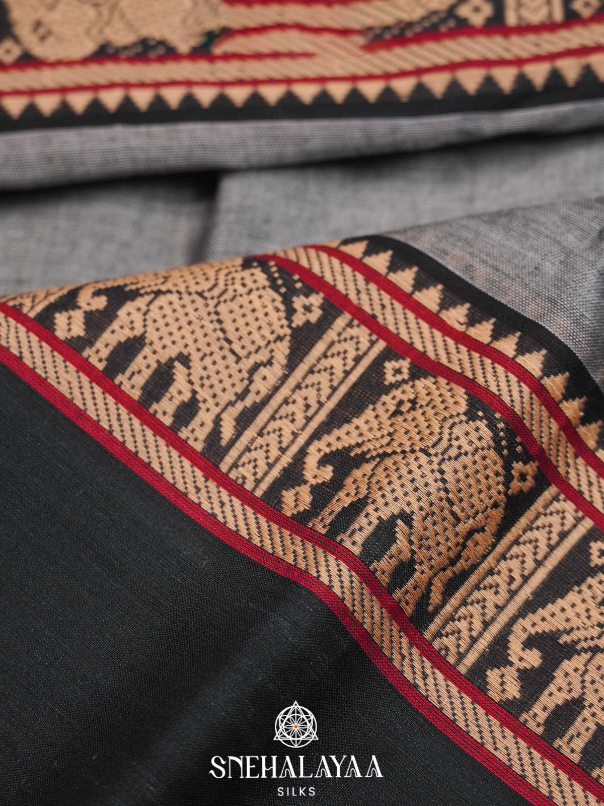 Grey Narayanpet Cotton Saree