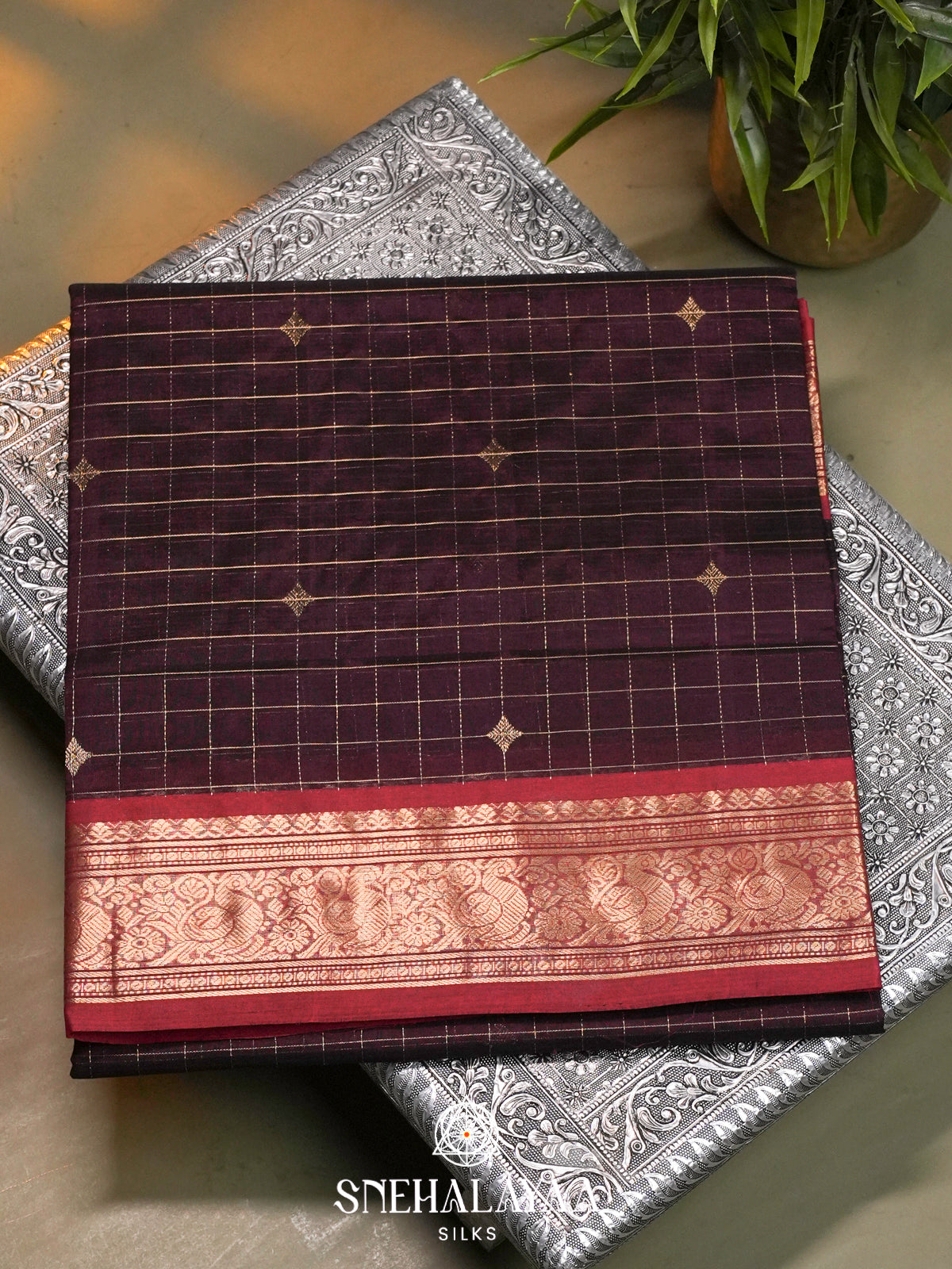 Wine Kanchi Silk Cotton Saree with Contrast Red Border & Diamond Pallu