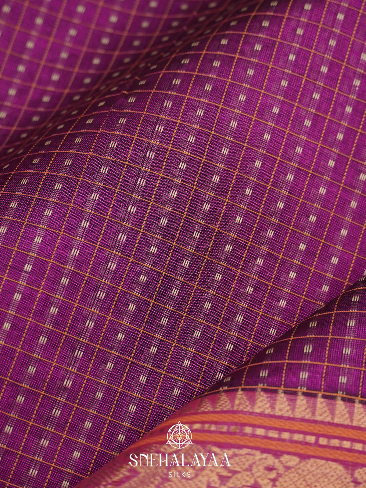 Magenta Kanchi Silk Cotton Saree with Contrast Pink Border & Intricate Paisleys