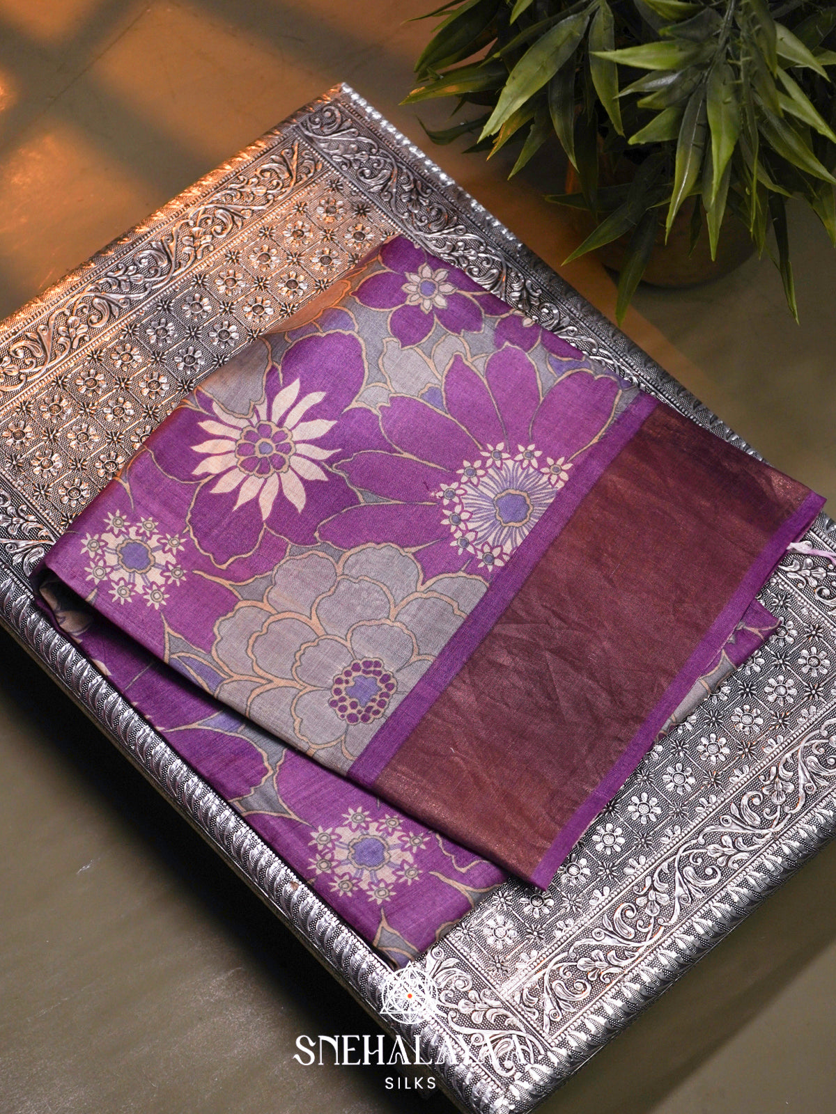 Pueple  Tussar Saree