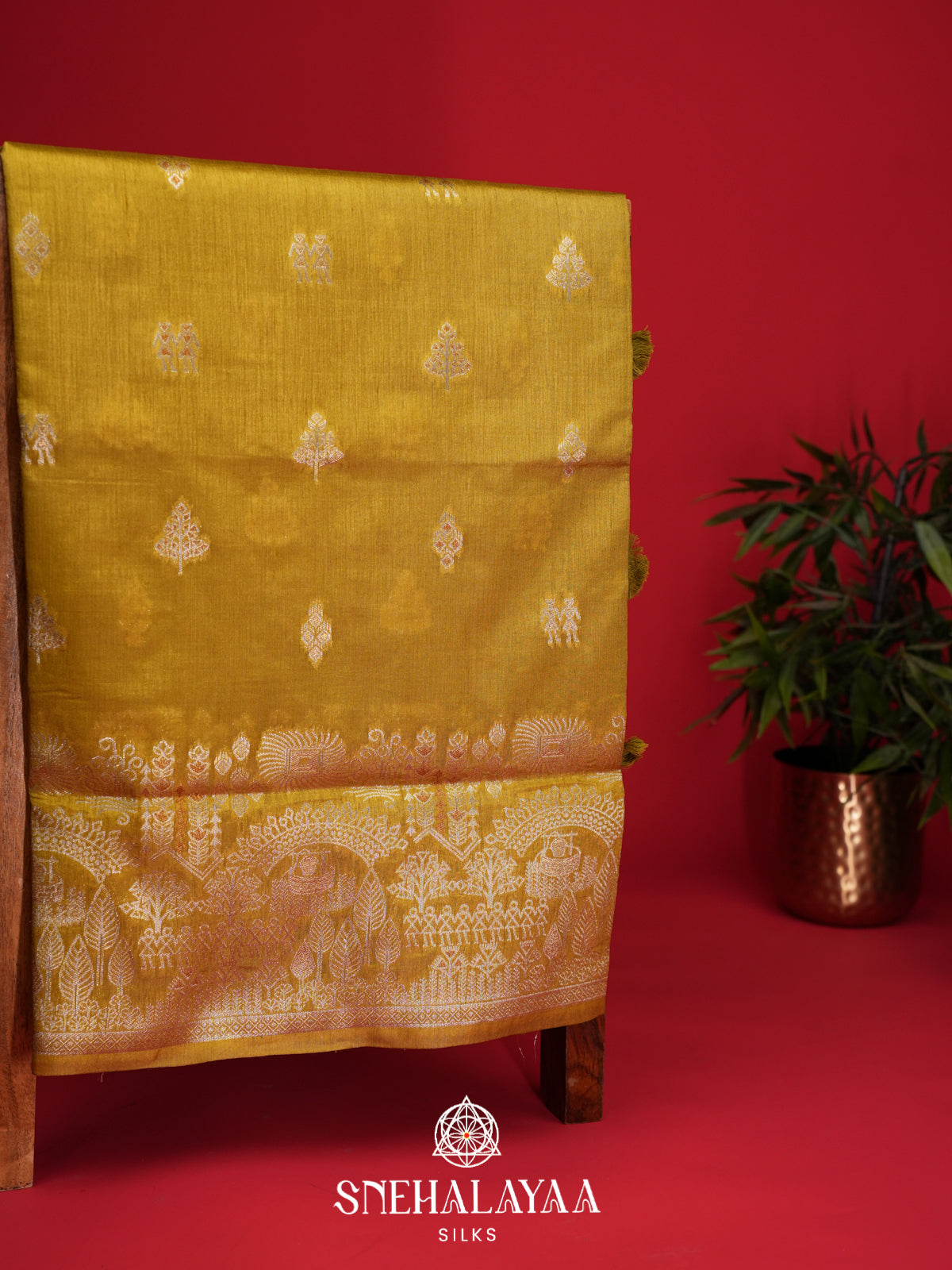 Lemon Yellow Raw Silk Saree