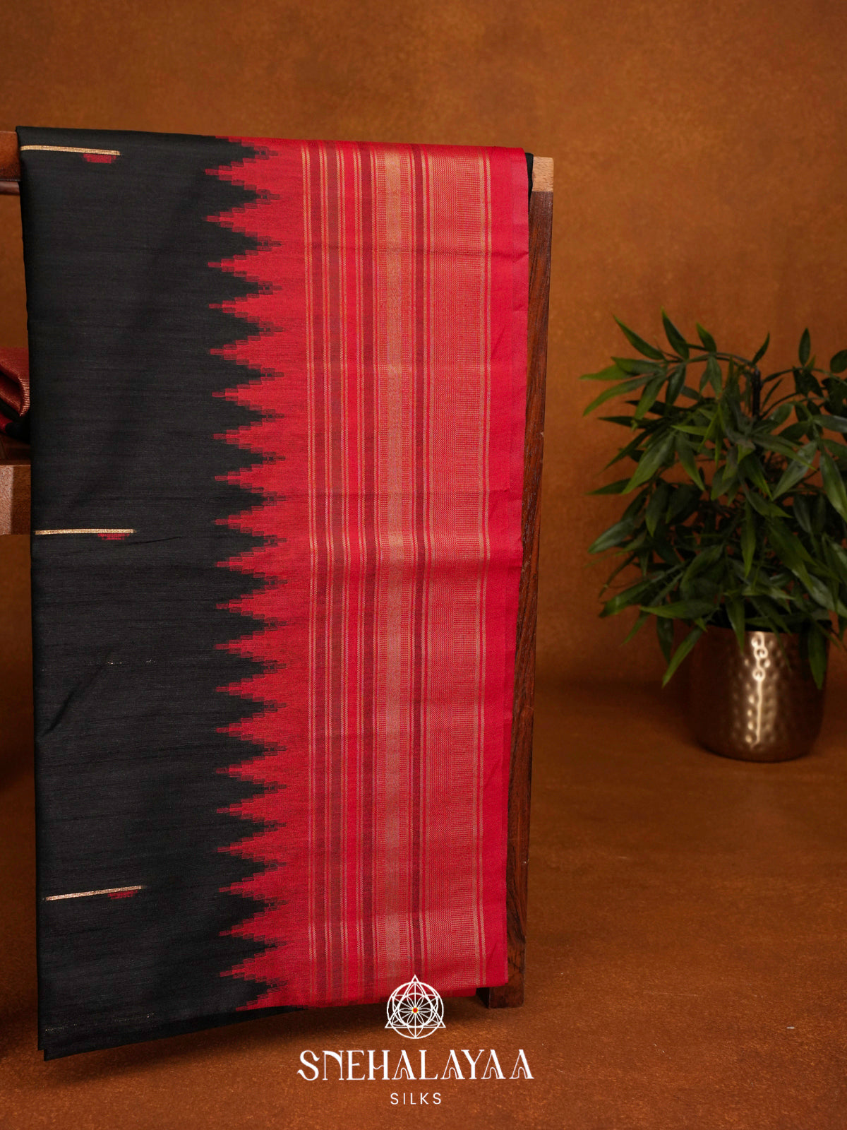 Black Matka Tussar Saree