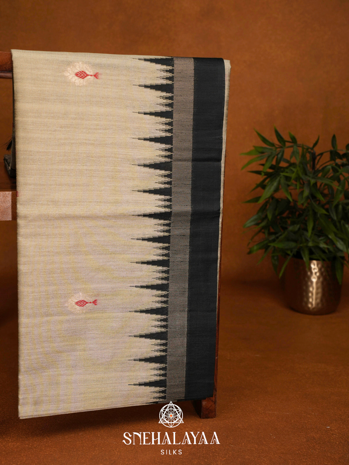 Ivory Matka Tussar Saree
