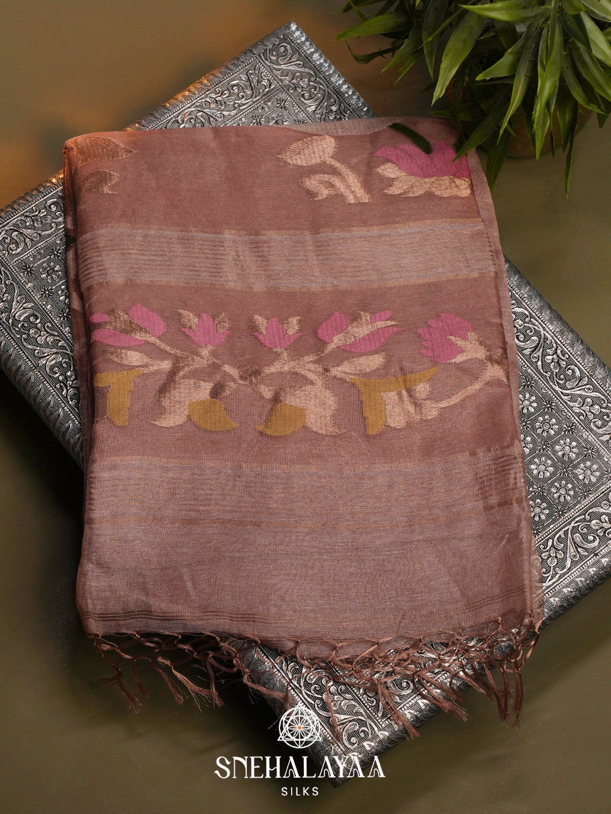 Mauve Linen Saree