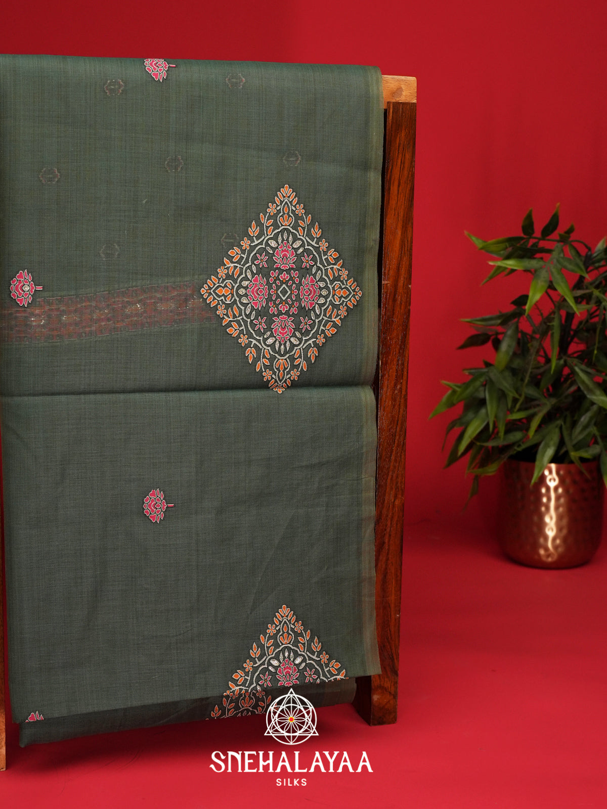 Charcoal Green Munga Cotton Saree
