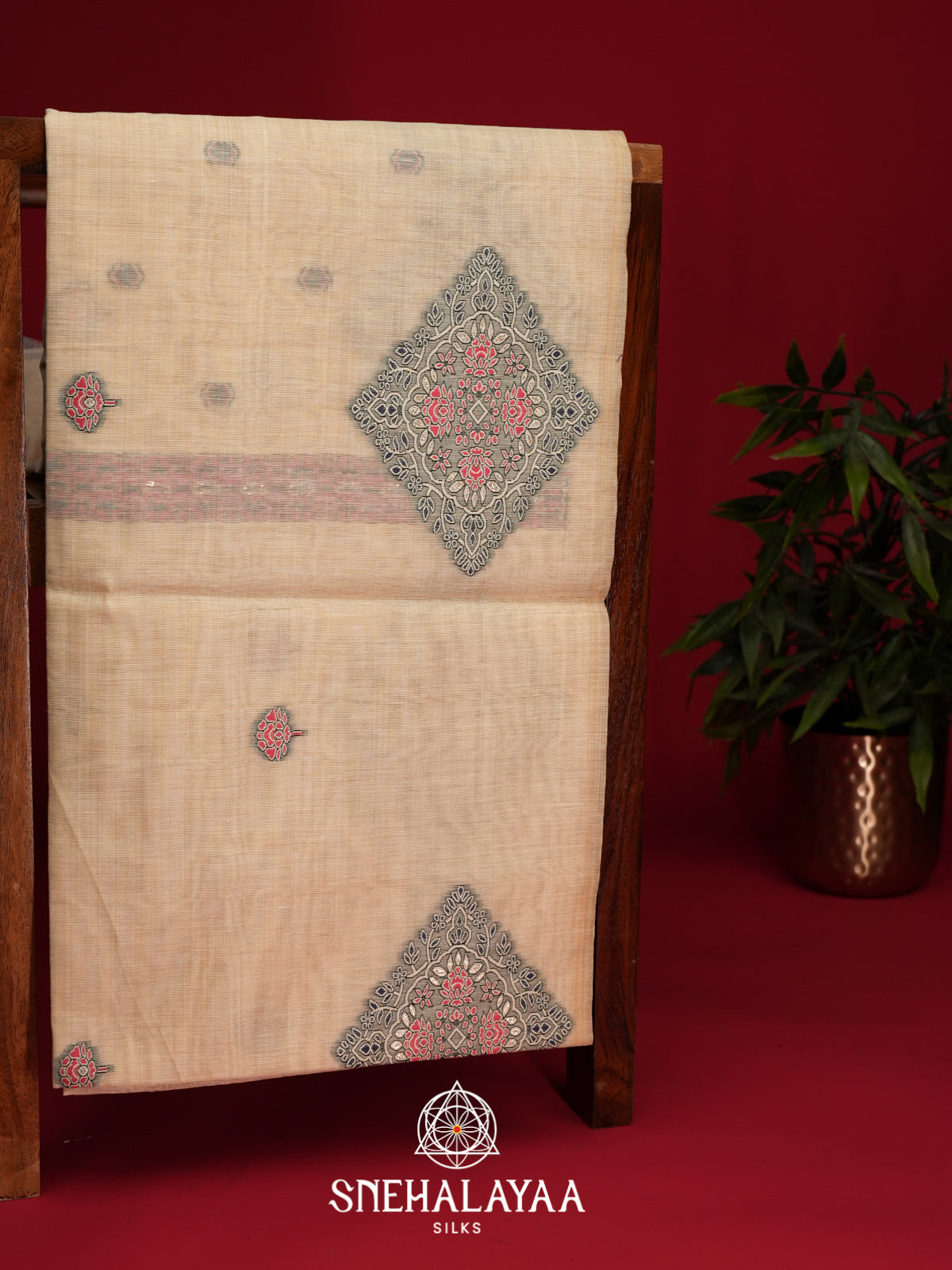 Cream Munga Cotton Saree