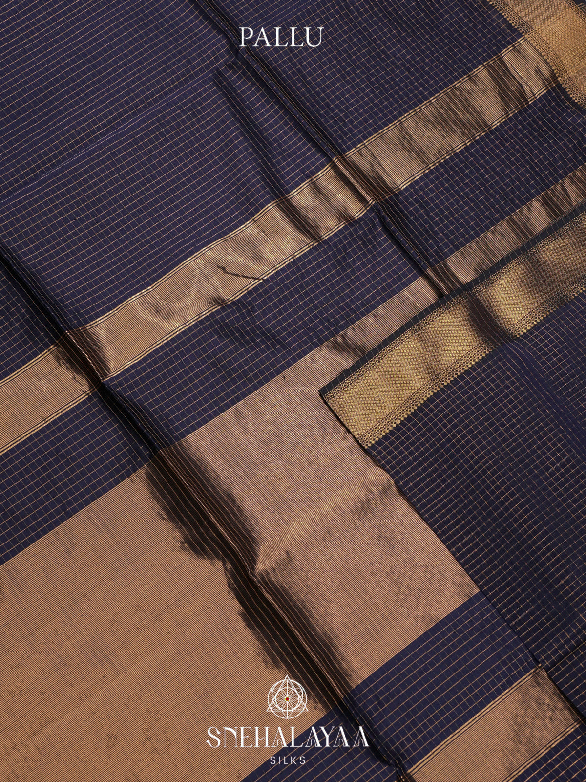Navy Blue Checked Maheshwari Silk Cotton Saree