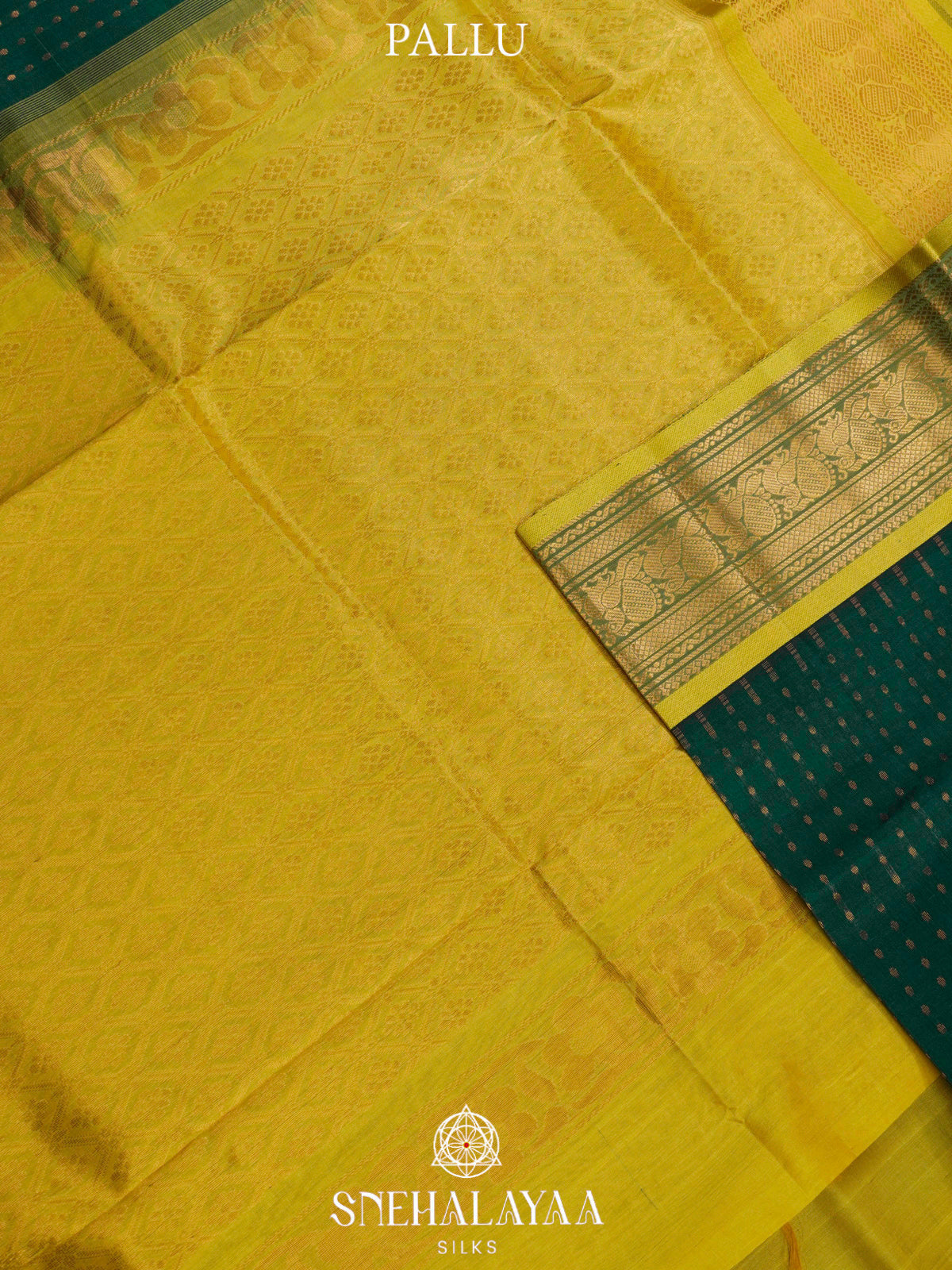 Green Kanchi Silk Cotton Saree with 1000 Buttas