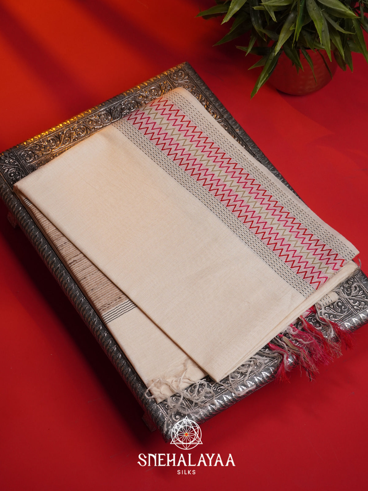 Cream Matka Tussar Silk Saree