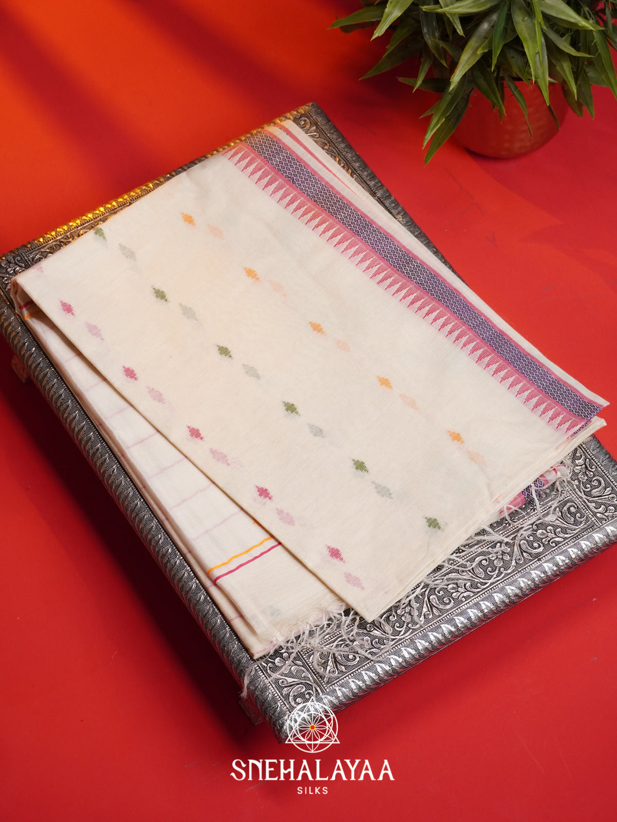 Ivory Matka Tussar Silk Saree