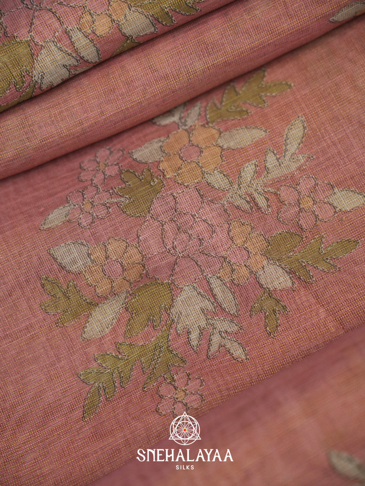 Coral Linen Saree