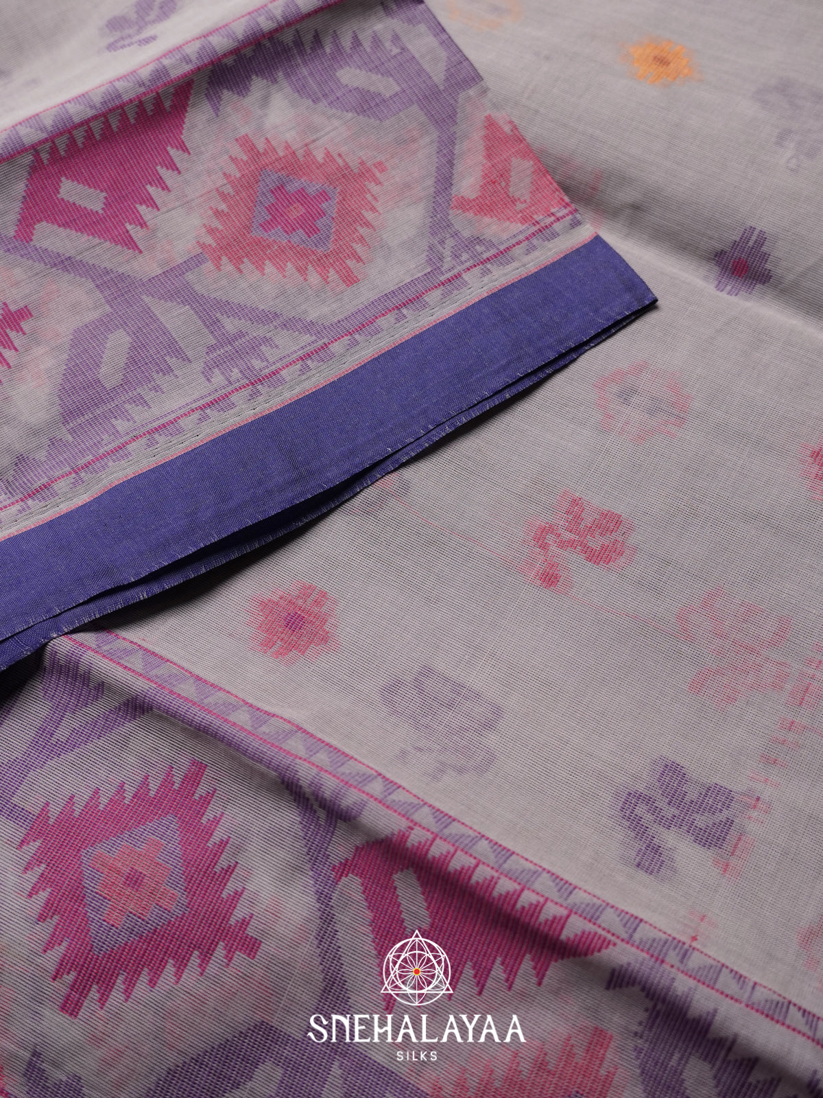 Off White  Bengal Cotton Jamdani Saree without Blouse