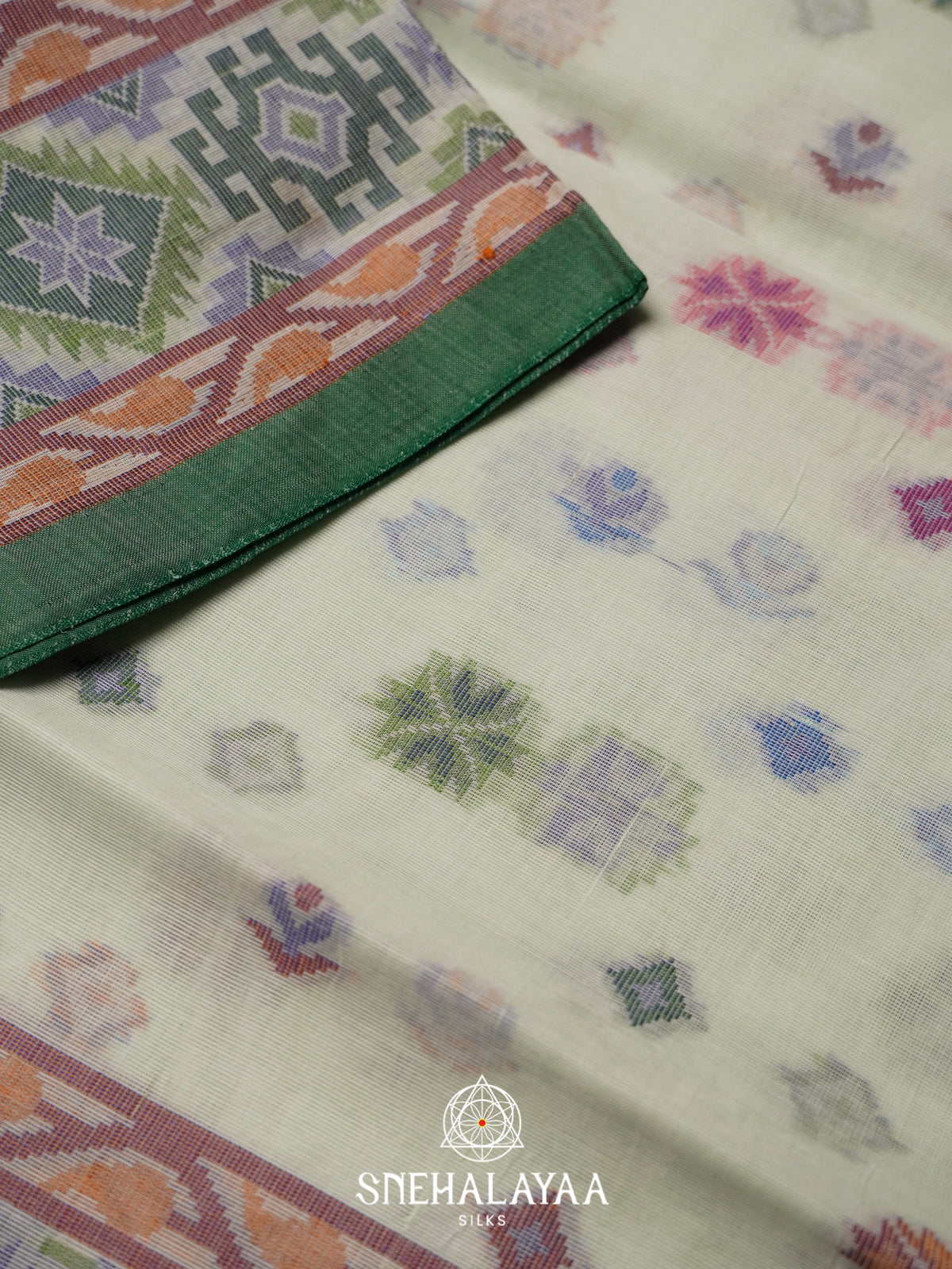 Off White  Bengal Cotton Jamdani Saree without Blouse