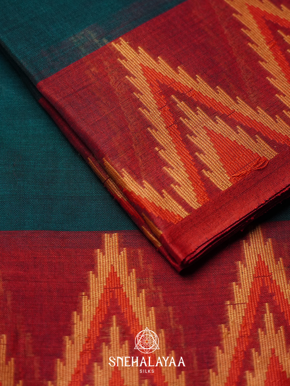 Bottle Green Bengal Cotton Saree – Snehalayaa Silks