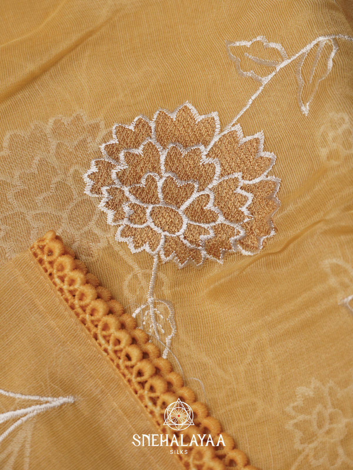 Ivory Linen Saree