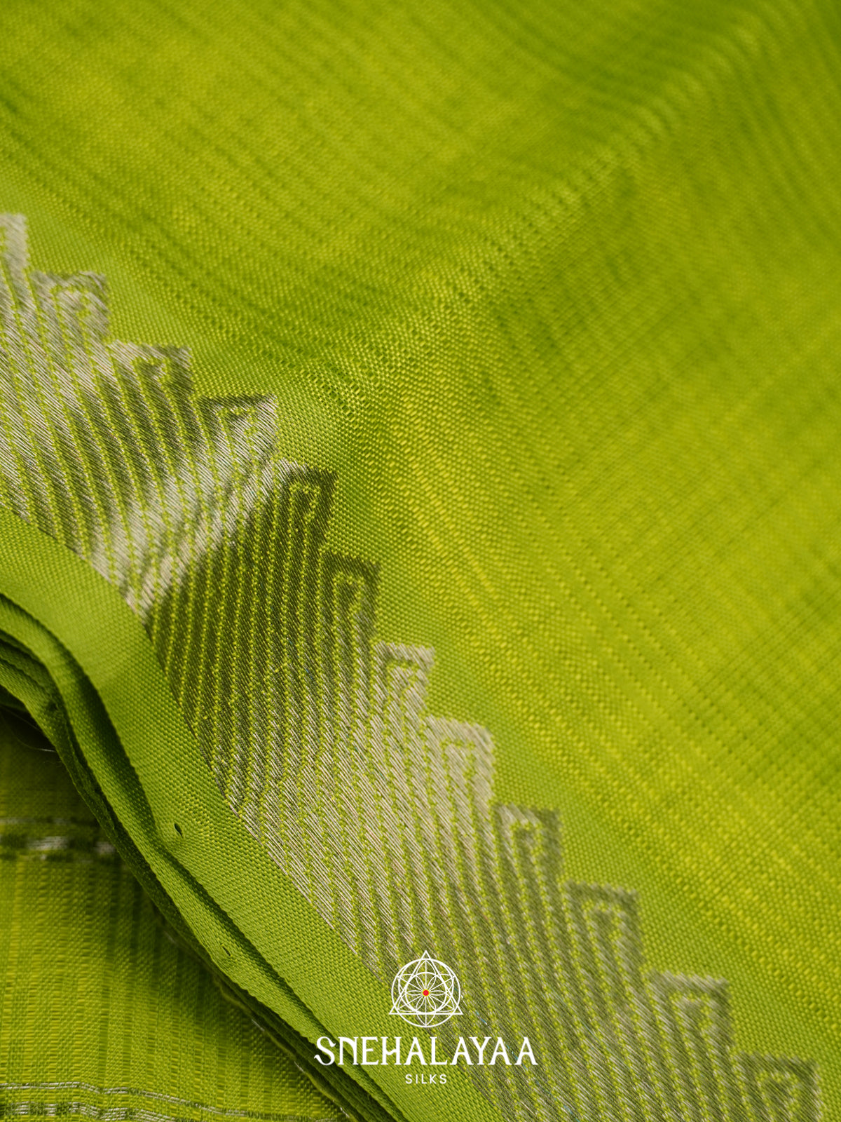 Lime Green  Mangalagiri Silk Cotton Saree with Printed Blouse