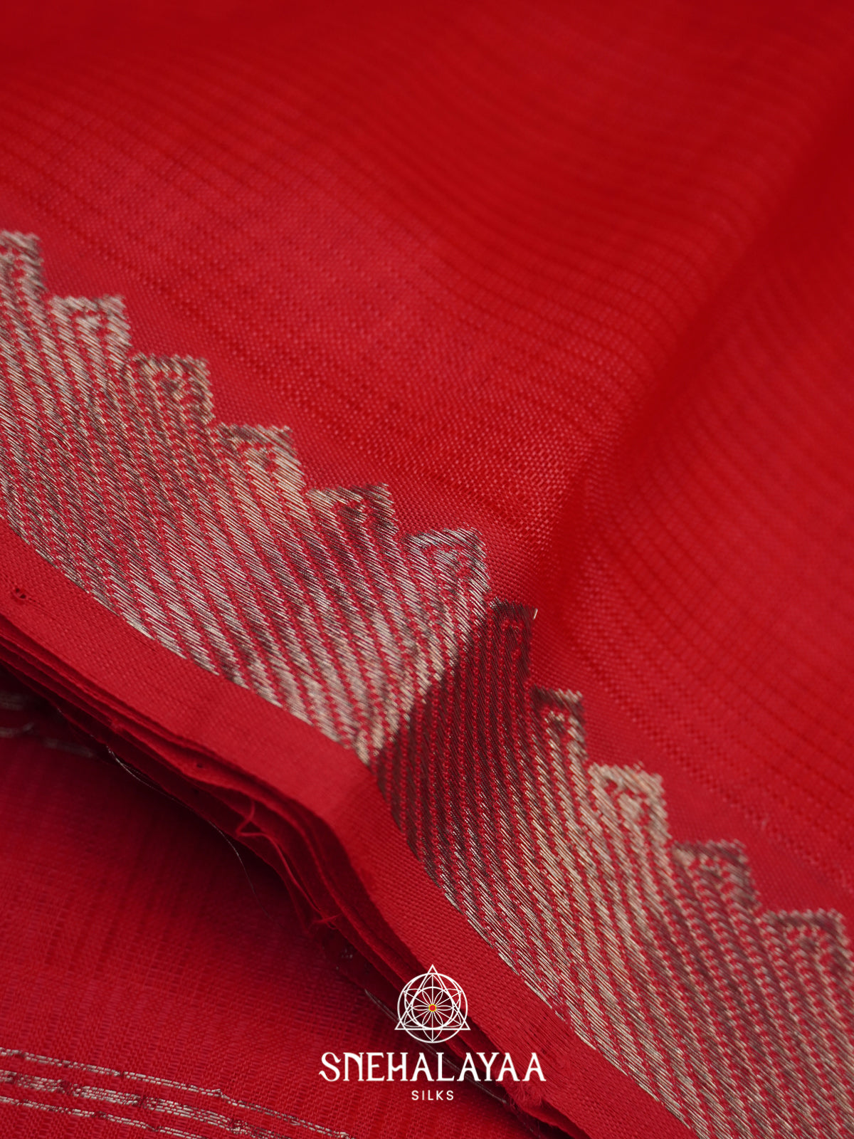 Red  Mangalagiri Silk Cotton Saree with Printed Blouse