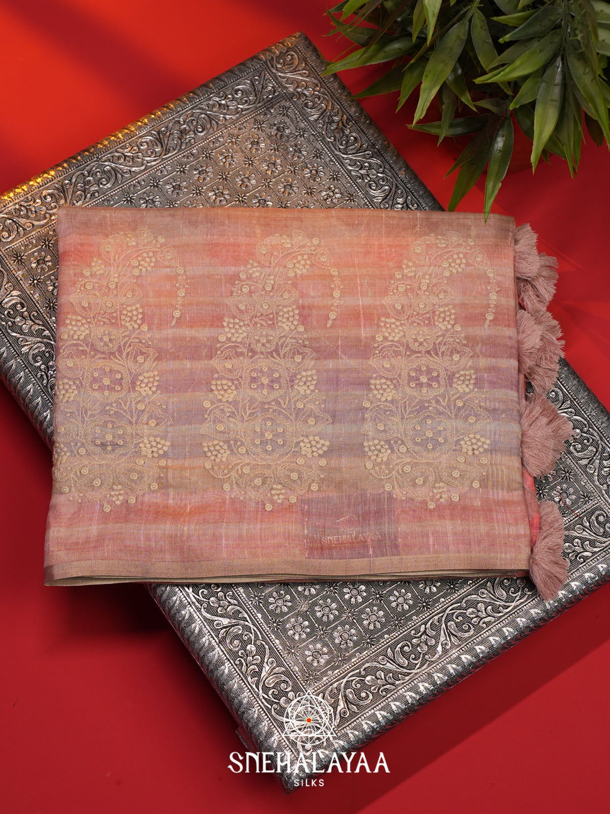 Rose  Linen Saree