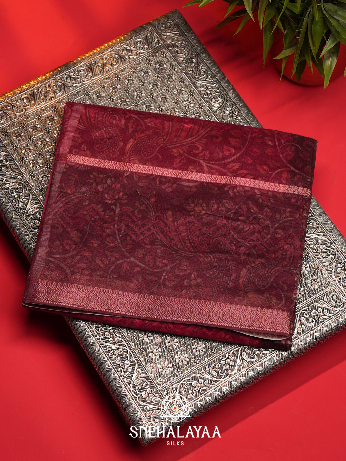 Magenta  Linen Saree