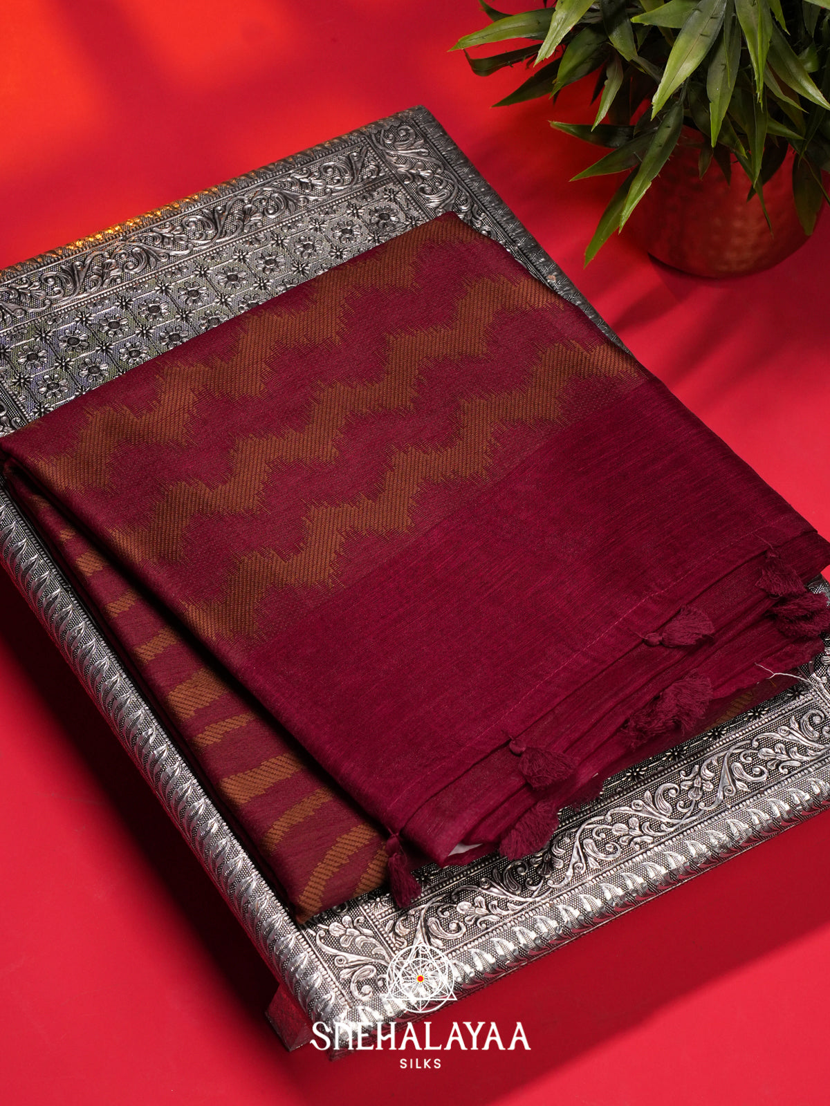 Maroon Linen Saree