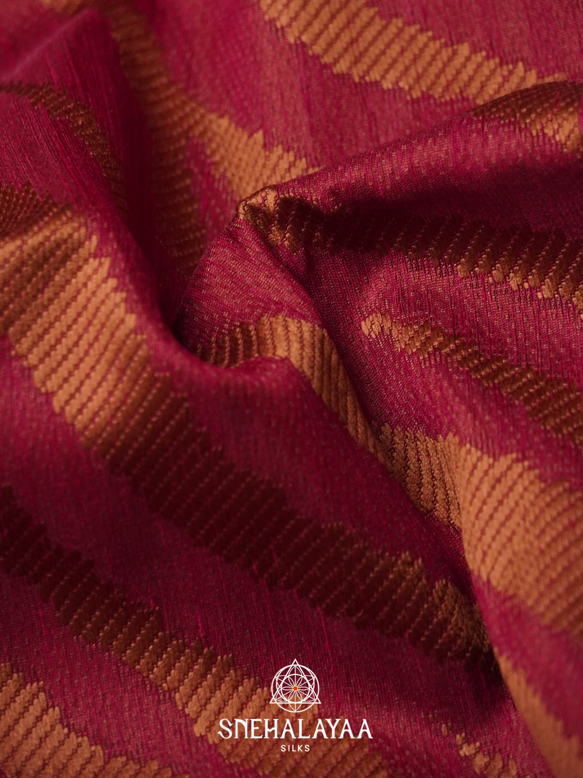 Maroon Linen Saree