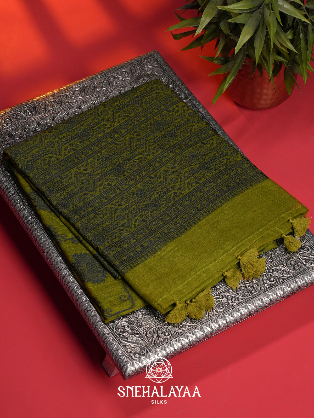 Mehendi Green Linen Saree