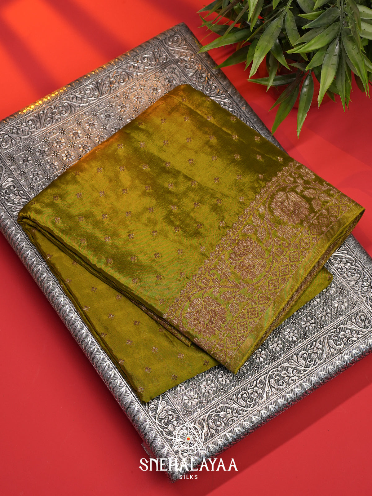 Mehendi Green Banaras Saree
