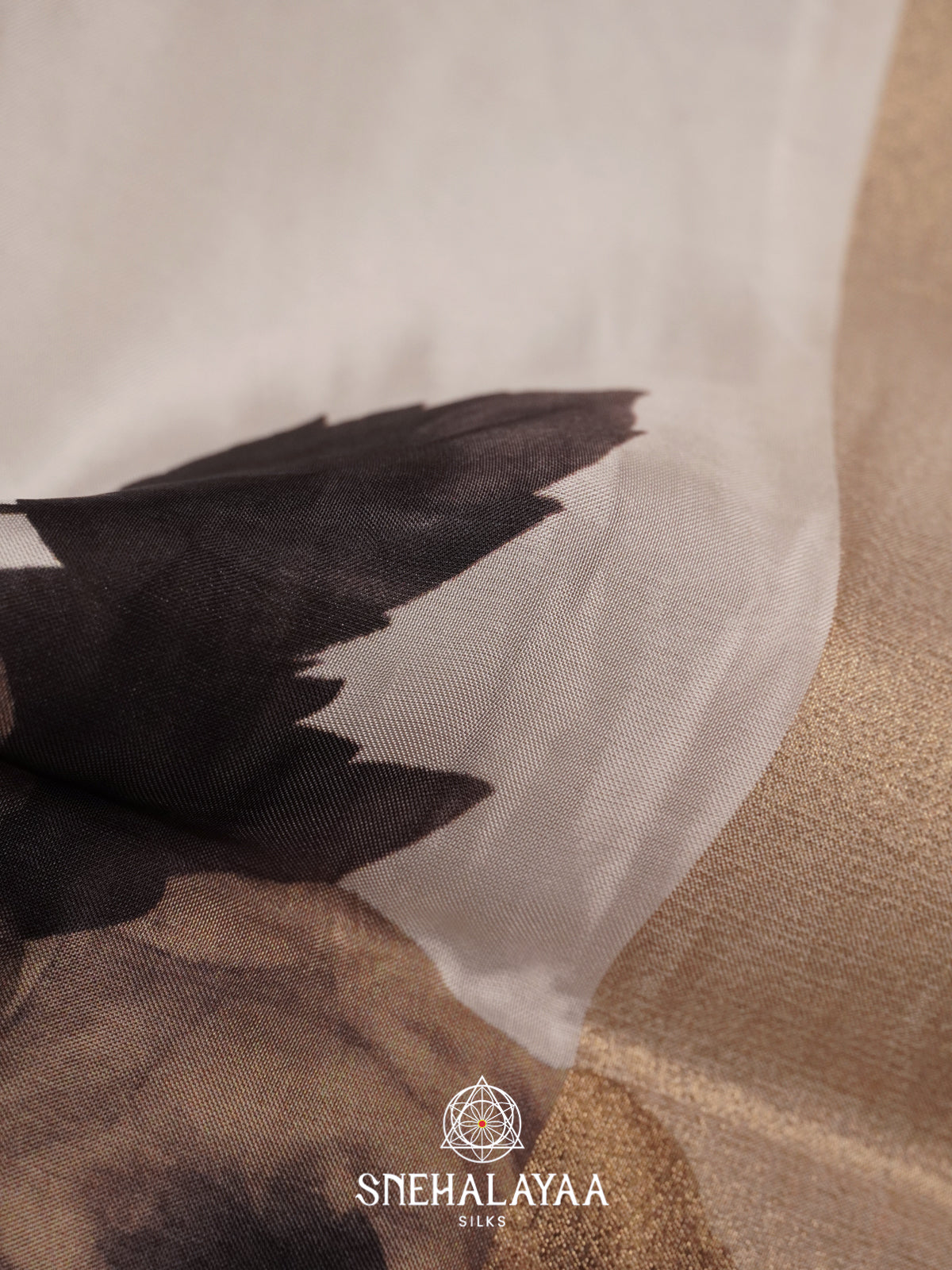 Off White Semi Crepe Silk Saree