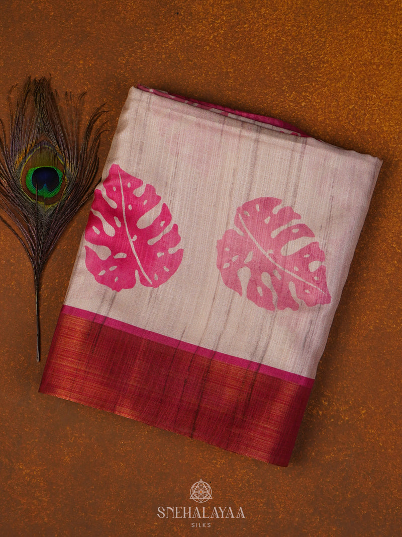 Cream Munga Tussar Saree with Pink Border