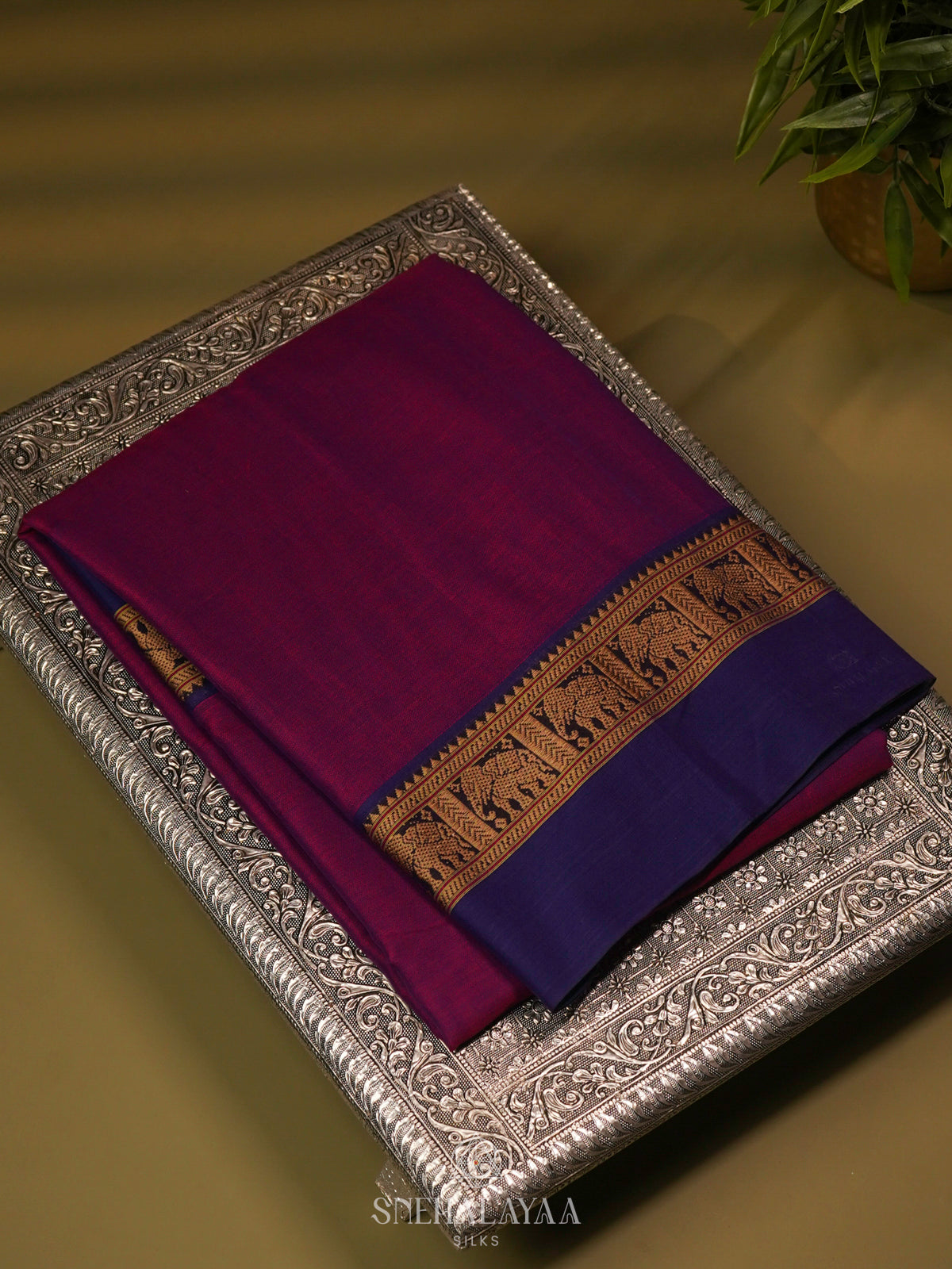 Magenta Narayanpet Cotton Saree without Blouse