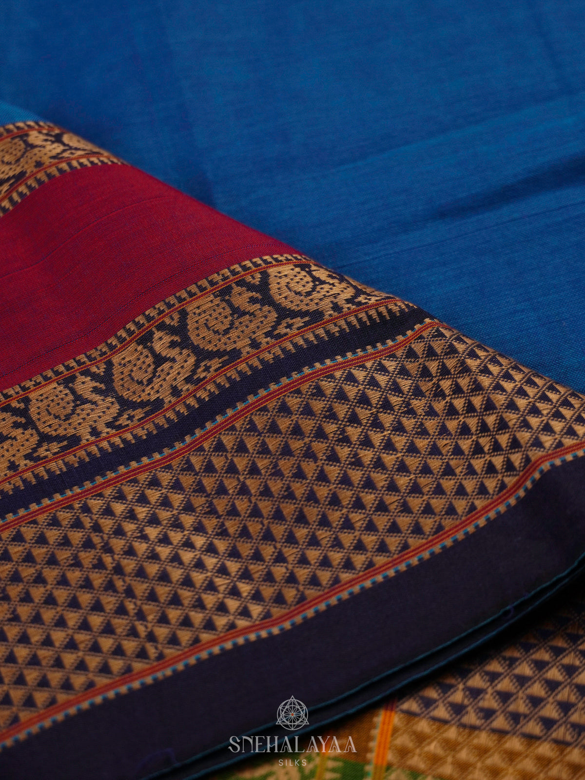 Rich Blue Narayanpet Cotton Saree without Blouse