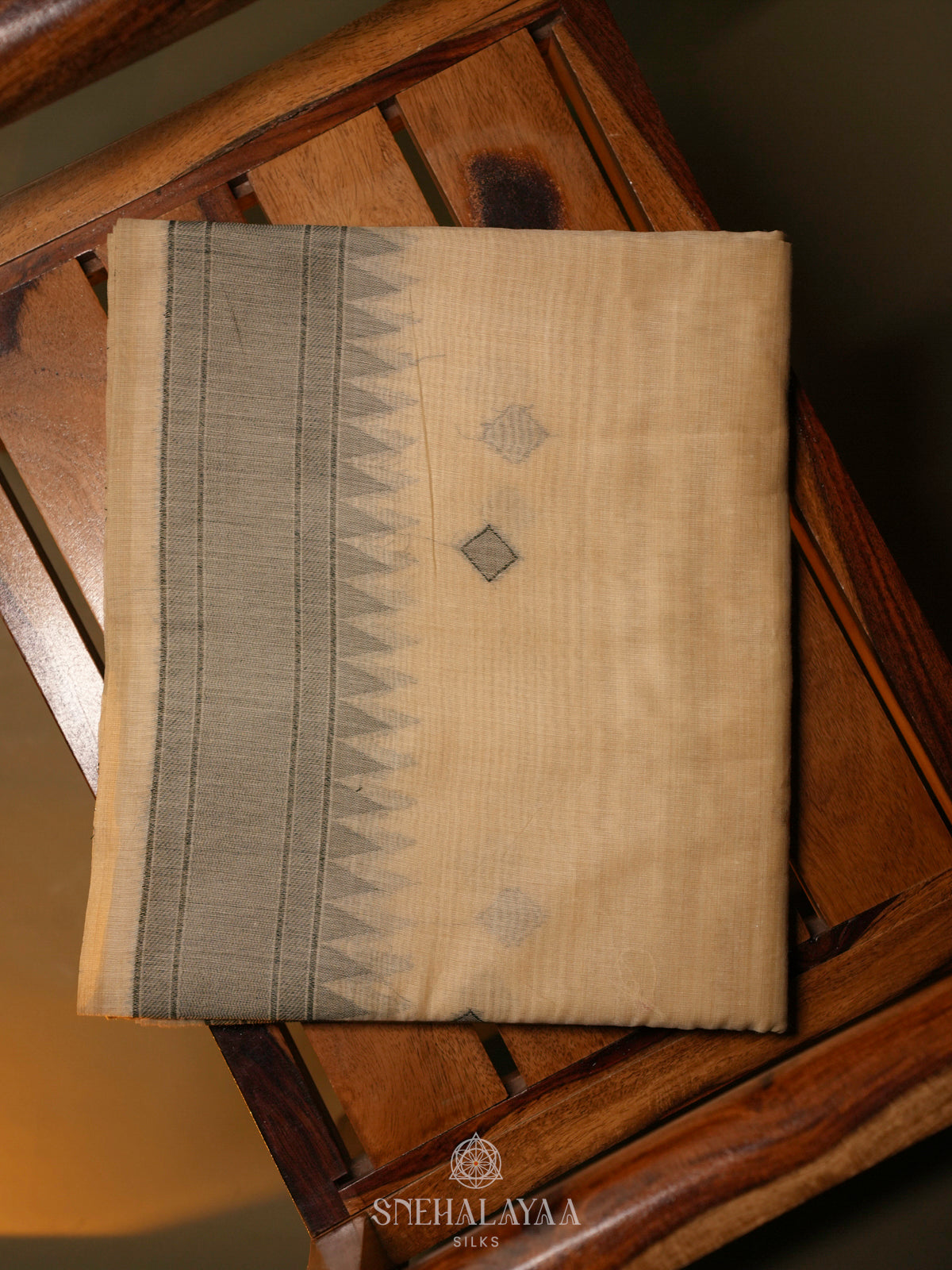 Cream Munga Cotton Saree