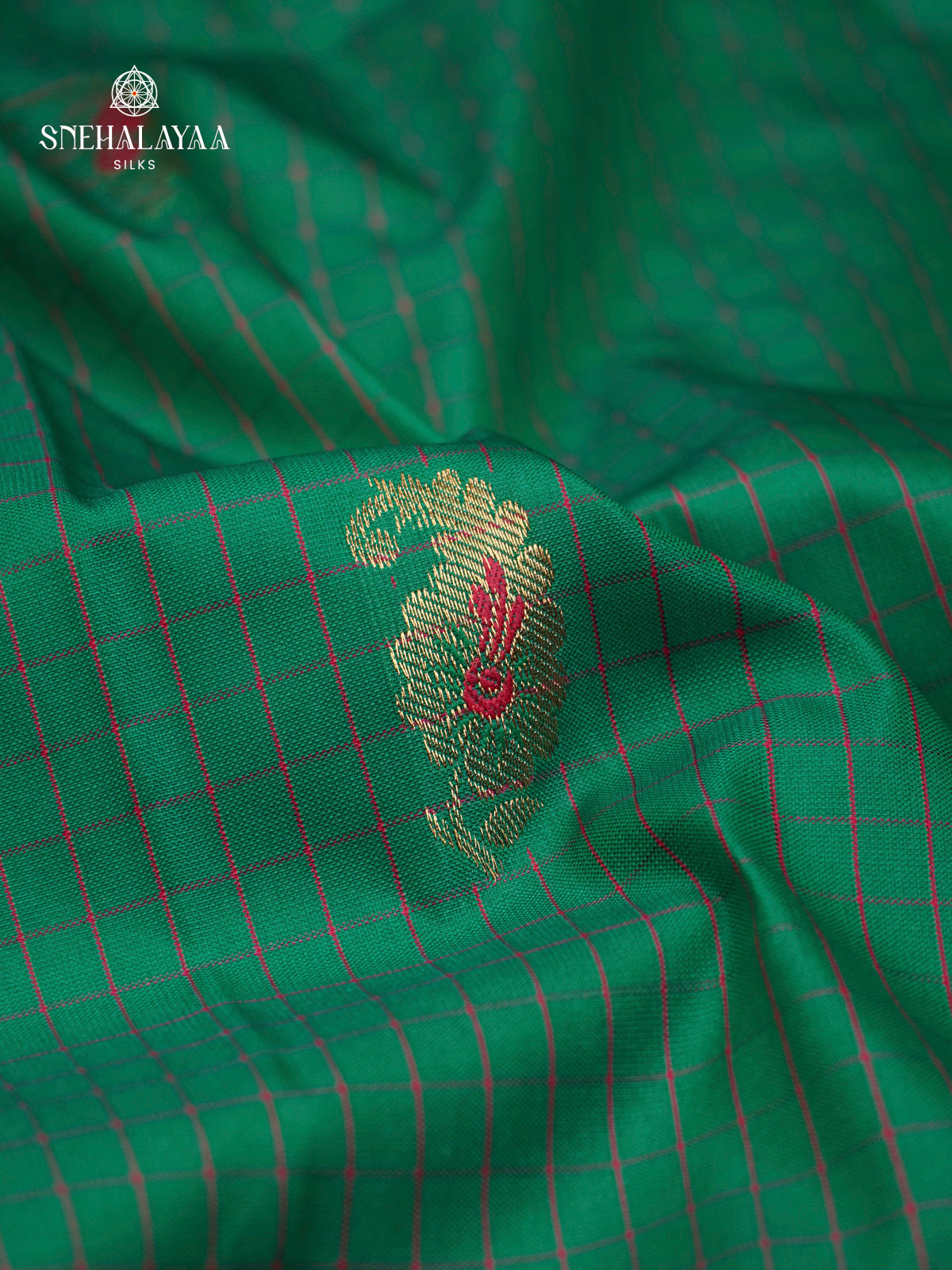 Forest Green Gadwal Silk Saree
