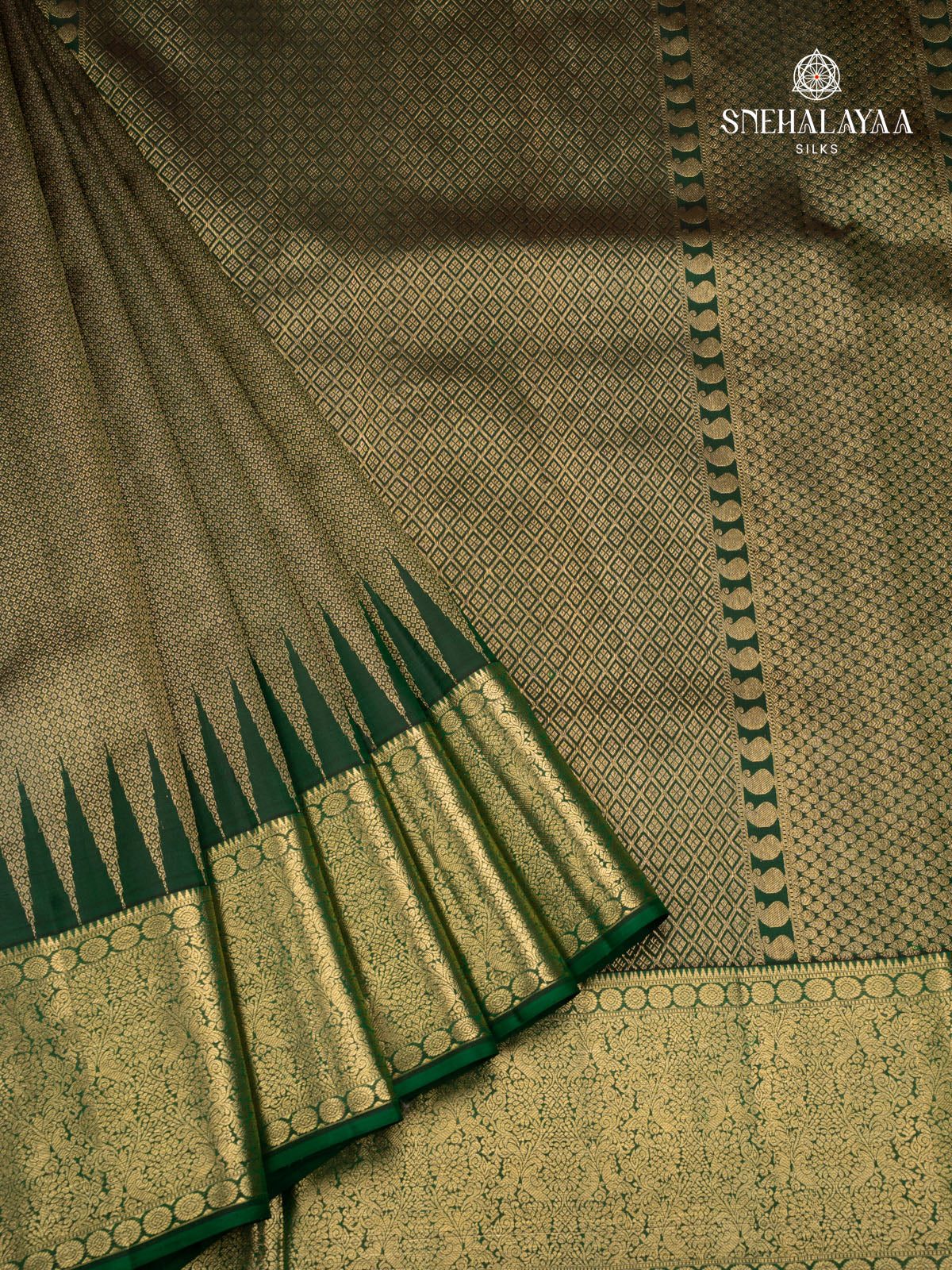 Bottle Green Kanjivaram Silk Saree