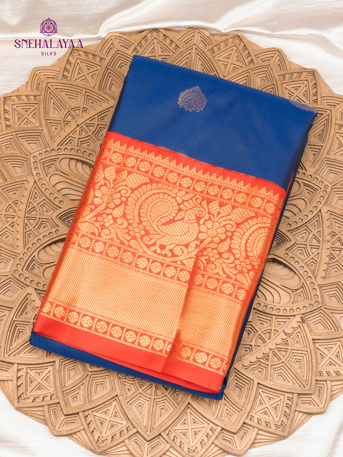 Navy Blue Gadwal Silk Saree