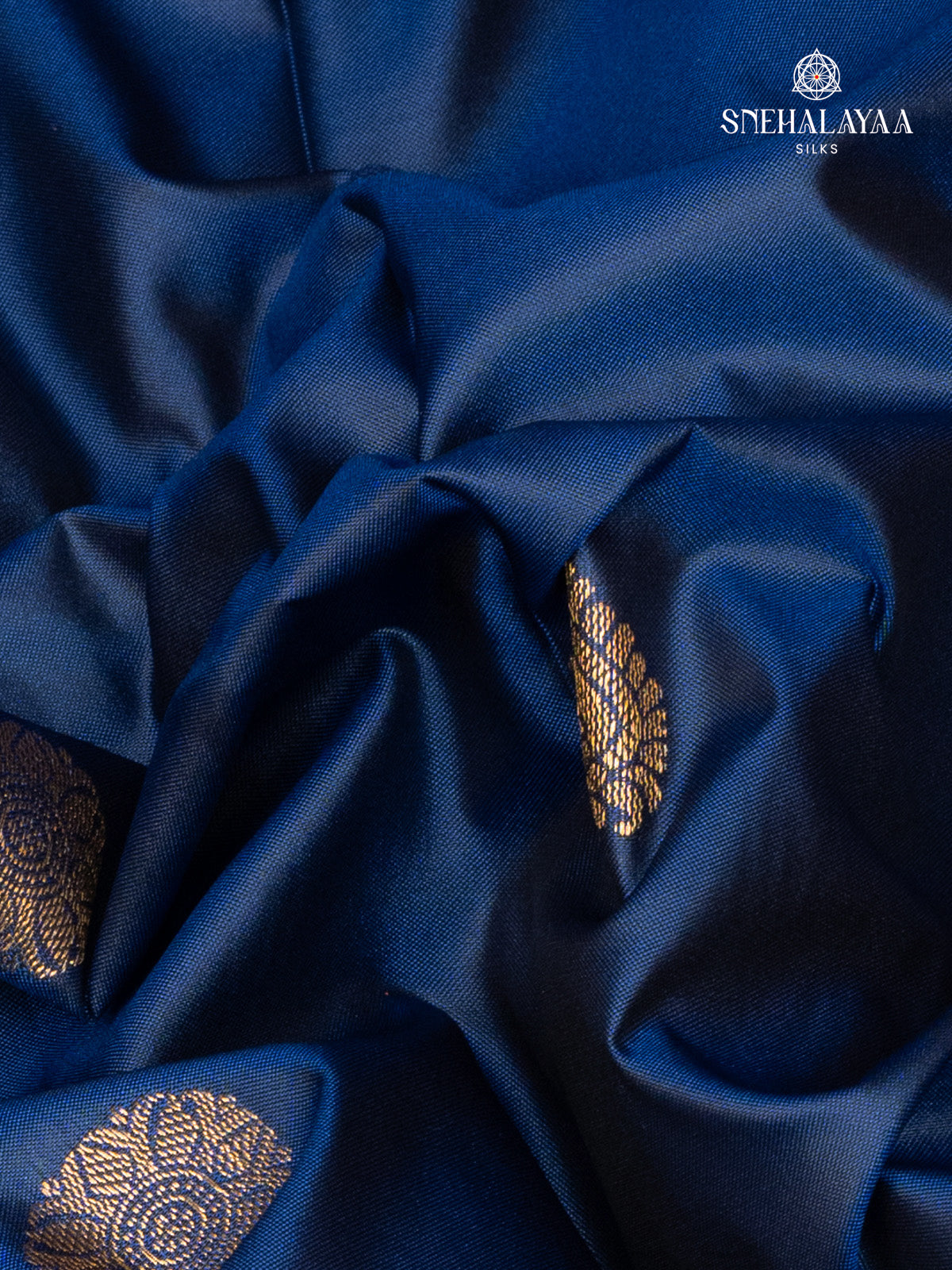 Navy Blue Gadwal Silk Saree