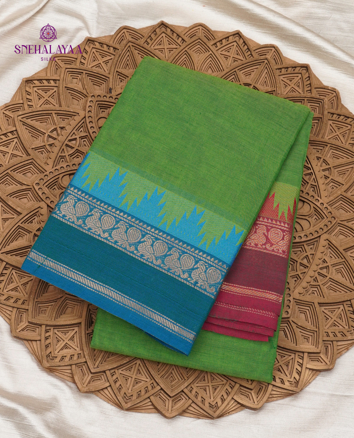 Classic Green Kanchi Cotton Saree with Traditional Irandu Karai Borders
