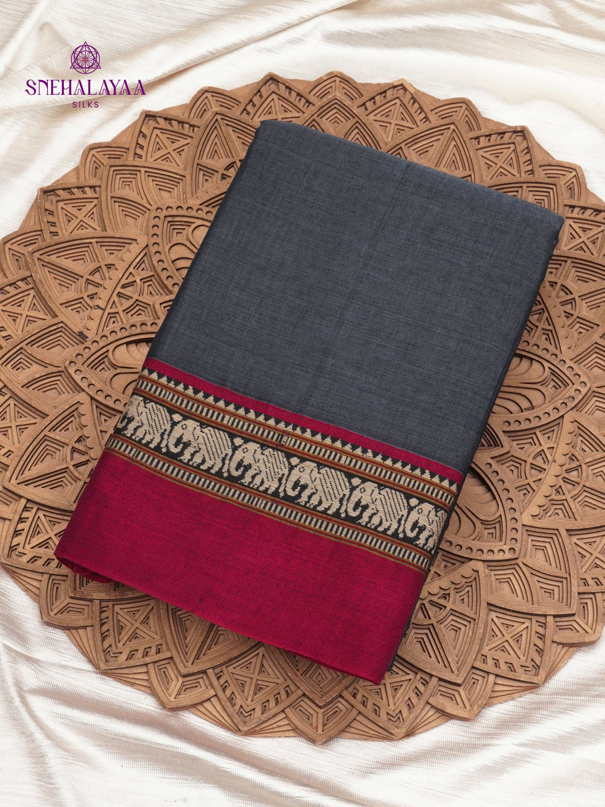 Charcoal Ash Narayanpet Cotton Saree without Blouse