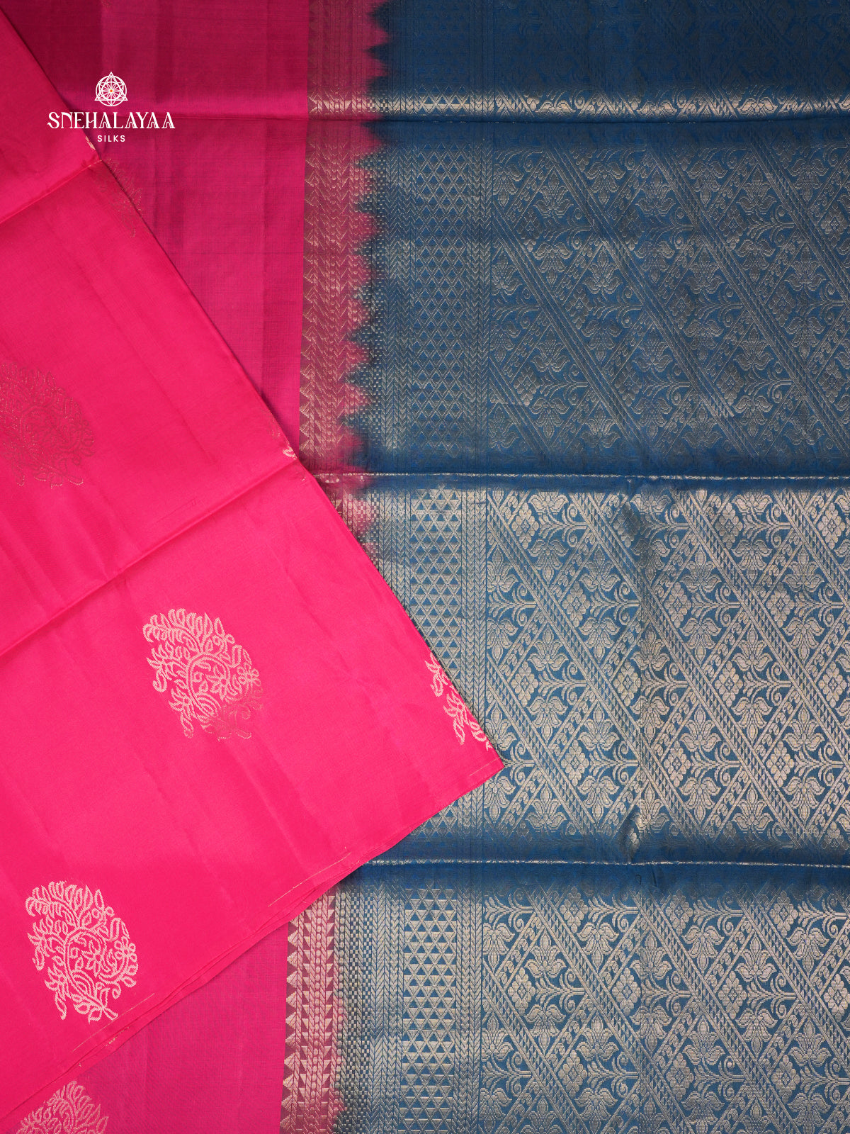 Rich Pink Borderless Kanjivaram Soft Silk Saree
