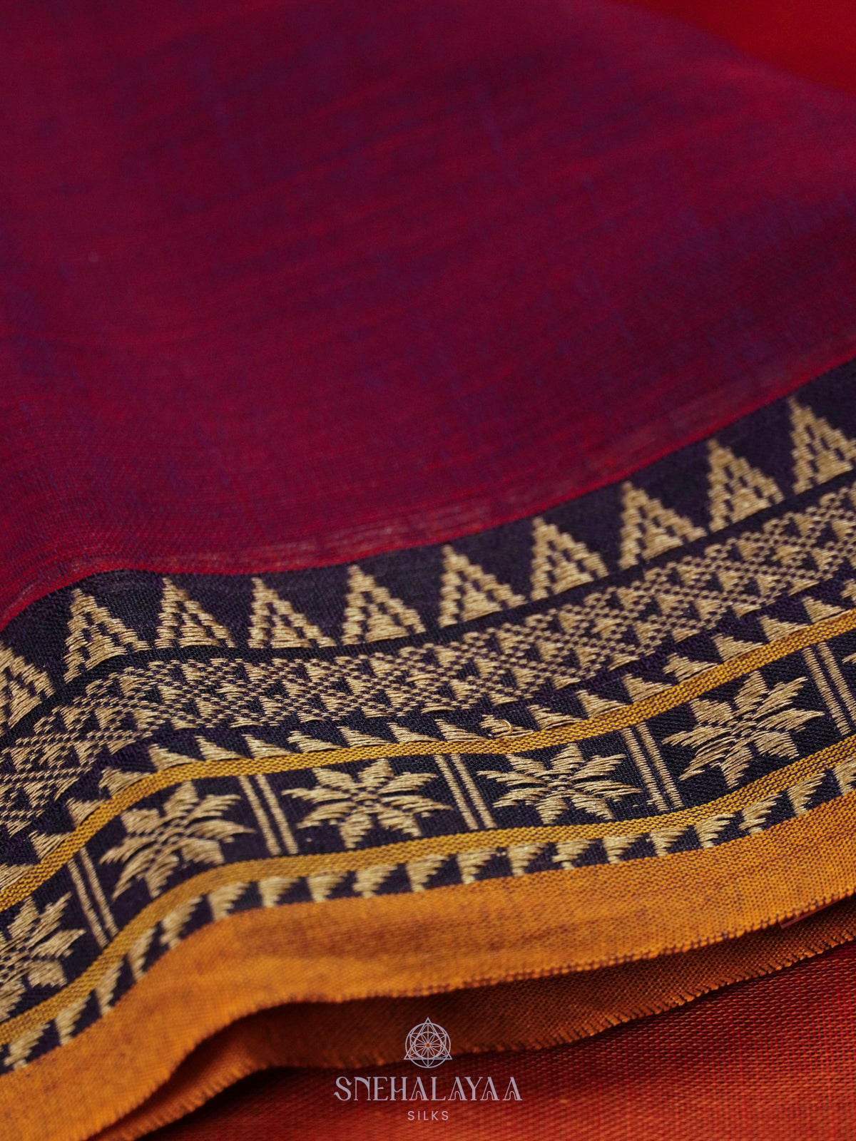 Magenta Narayanpet Cotton Saree without Blouse