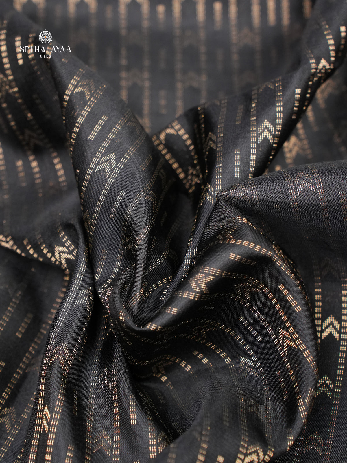 Black Borderless Kanjivaram Soft Silk Saree