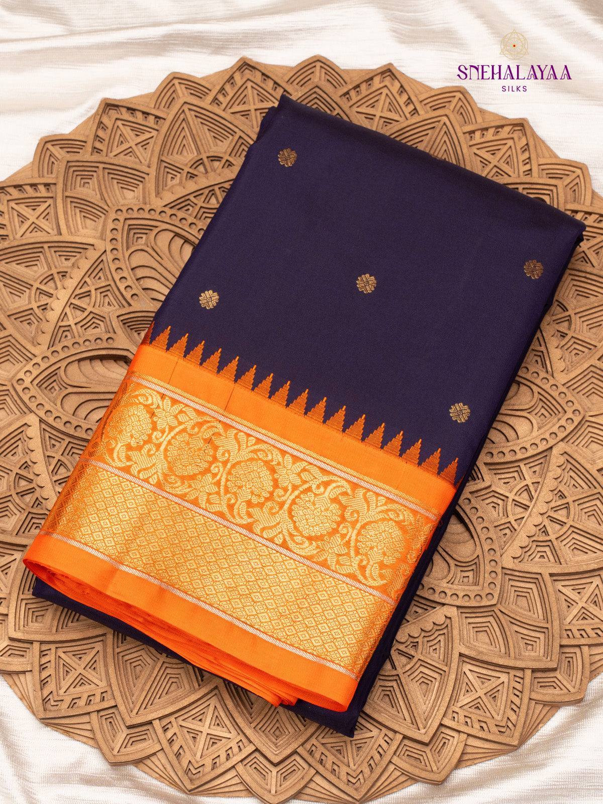 Navy Blue Gadwal Silk Saree