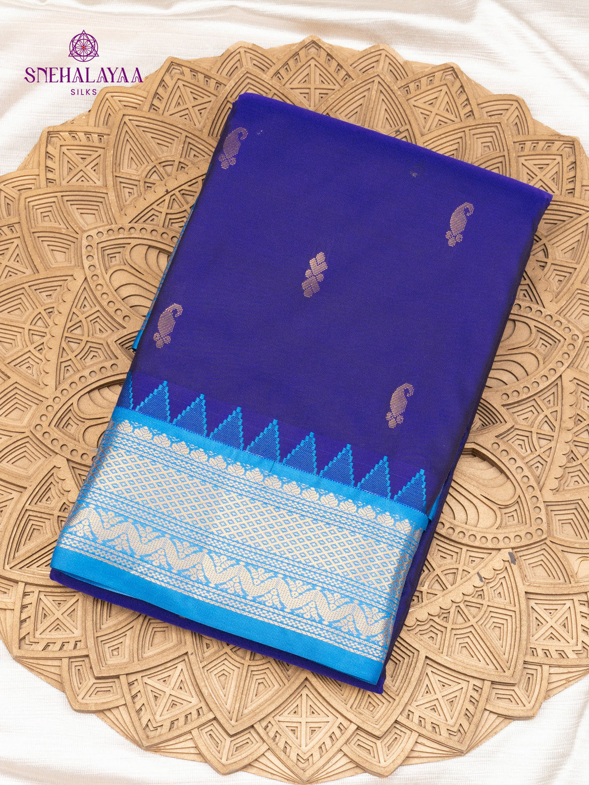 Navy Blue Gadwal Silk Saree
