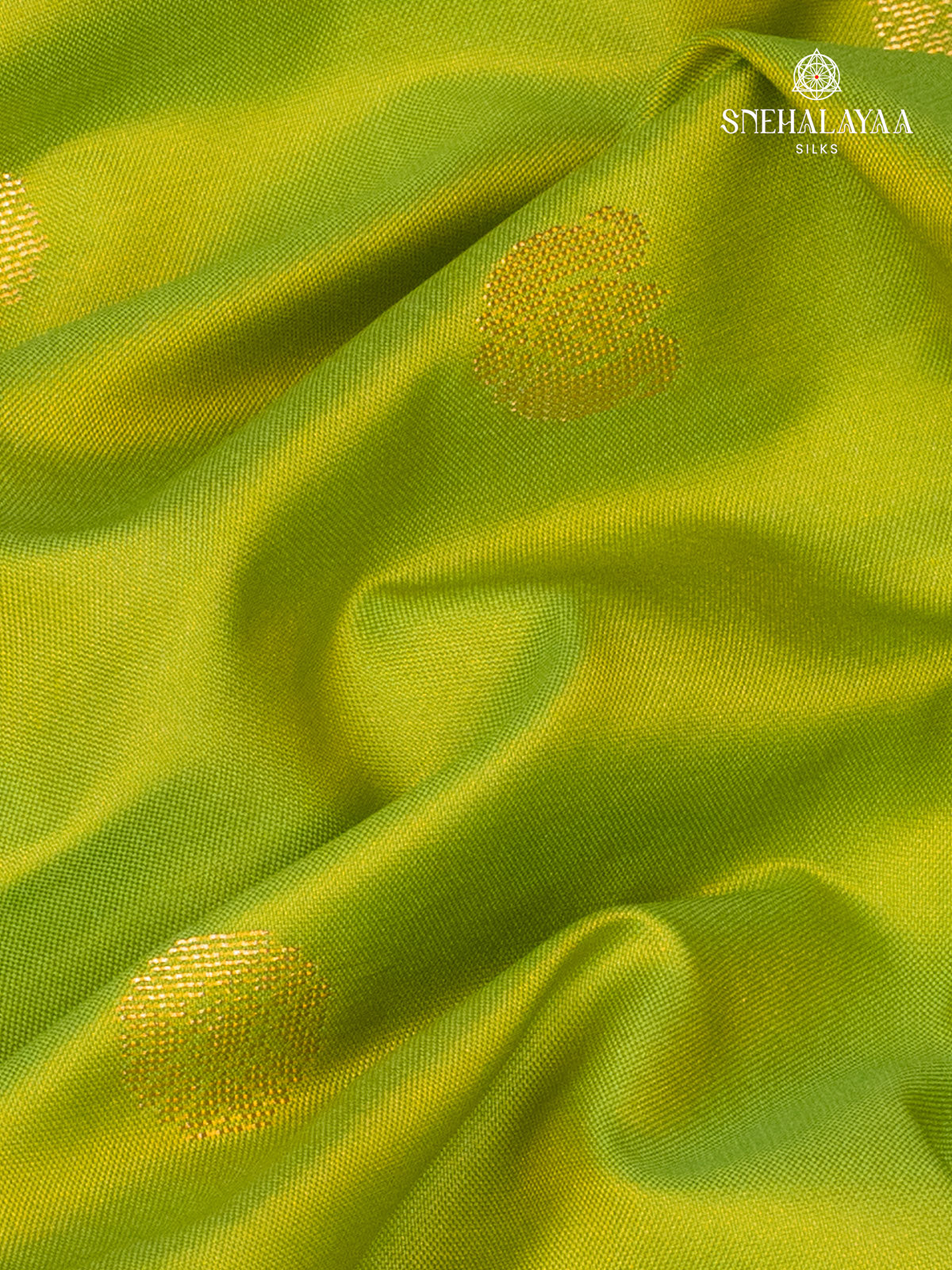 Parrot Green Gadwal Silk Saree