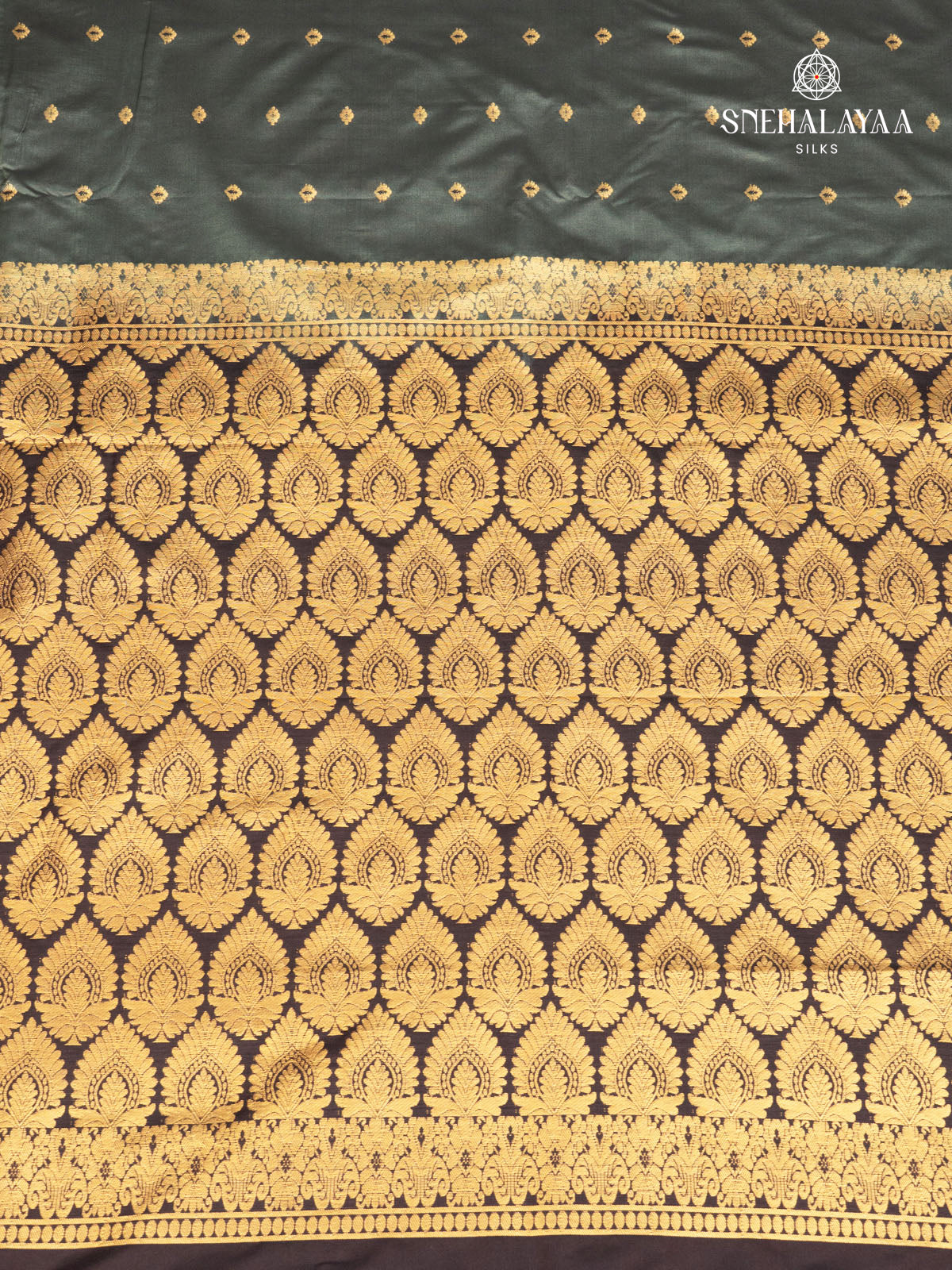 Grey Gadwal Silk Saree