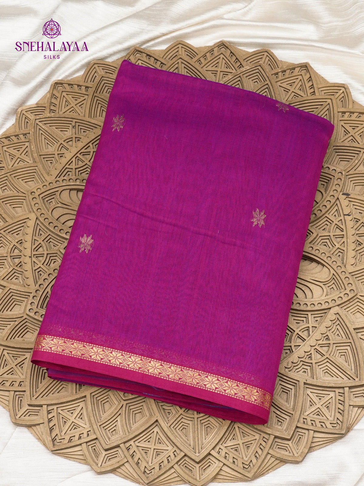 Magenta Maheshwari Silk Cotton Saree