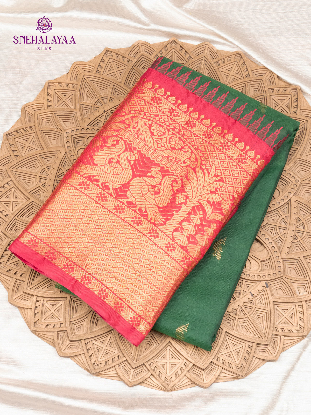 Bottle Green Gadwal Silk Saree