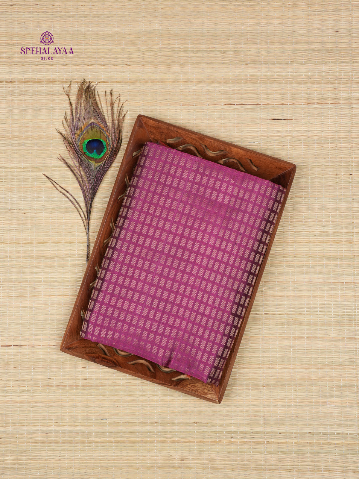 Magenta Boderless Kanjivaram Soft Silk Saree